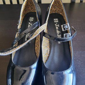 BNIB TUK x Lux De Ville Black Starburst Mary Janes